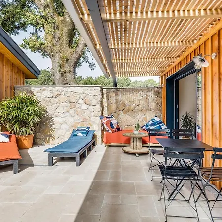 Villa Les Cabanes Du Huga 2