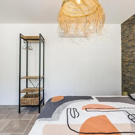 Villa Les Cabanes Du Huga 2